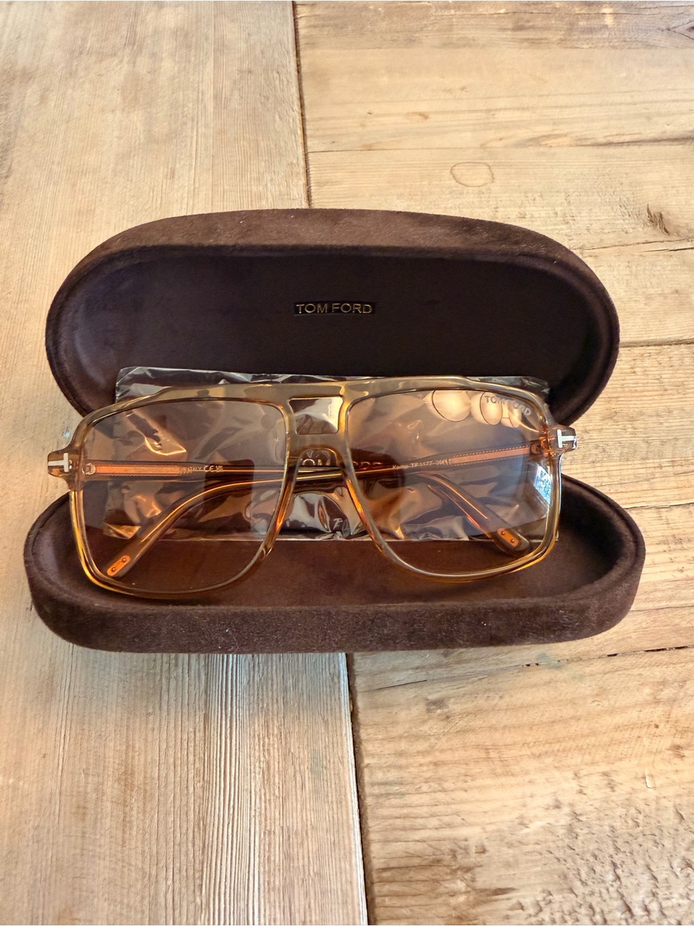Tom Ford Amber Gradient Square Sunglasses - Picture 2 of 4